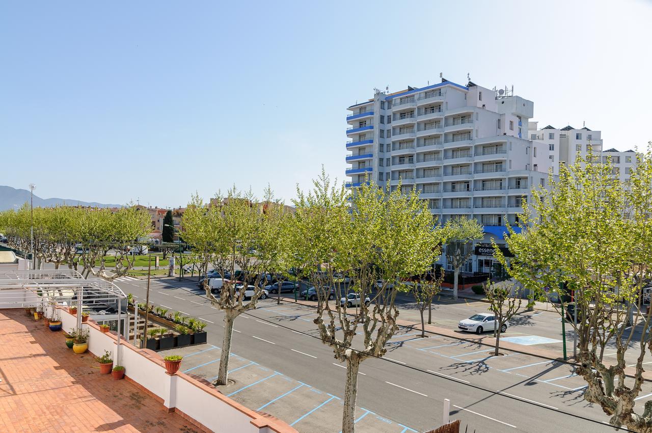 Empuriabrava Apartaments No 5 Экстерьер фото